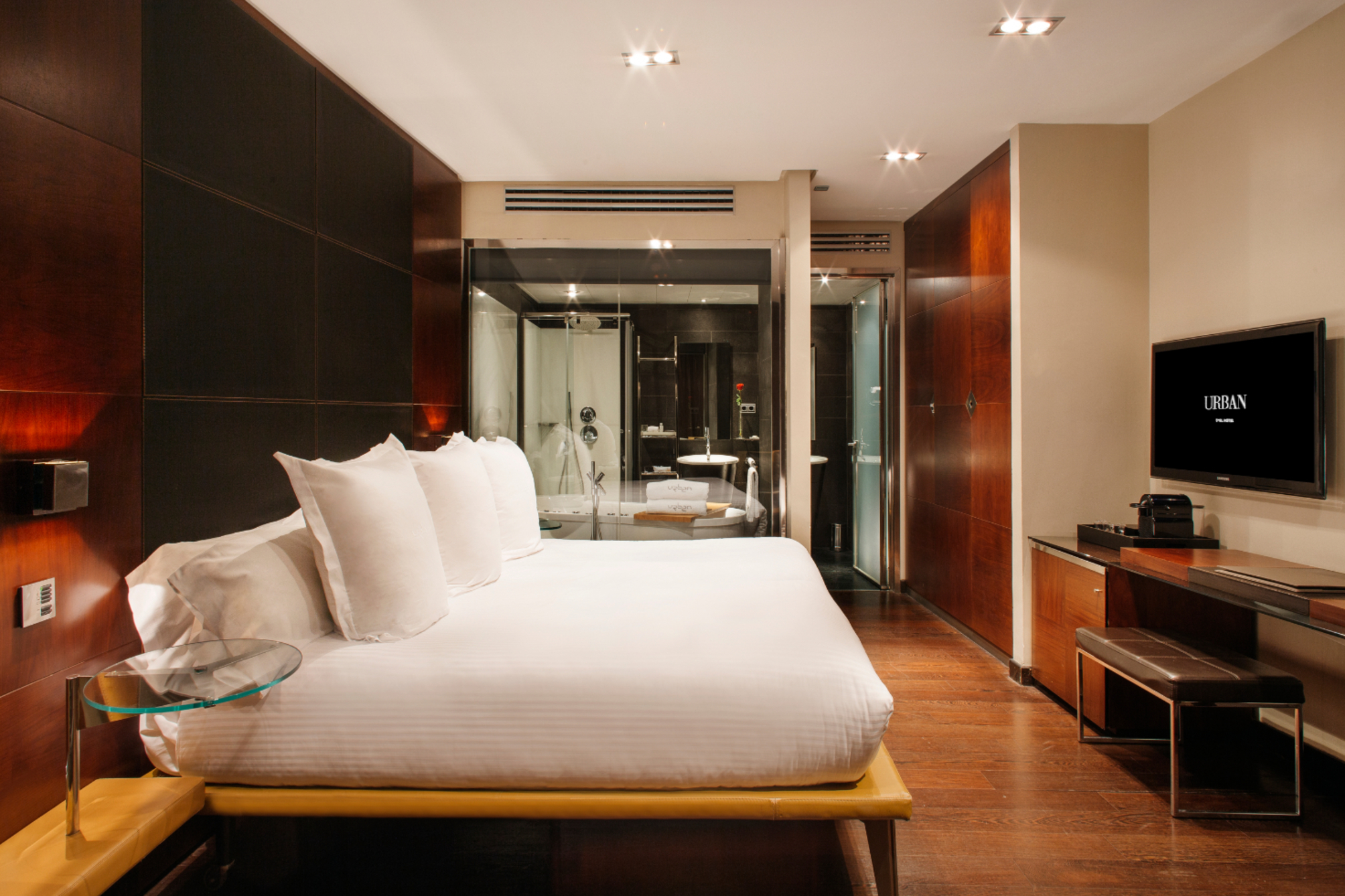Suite, junior