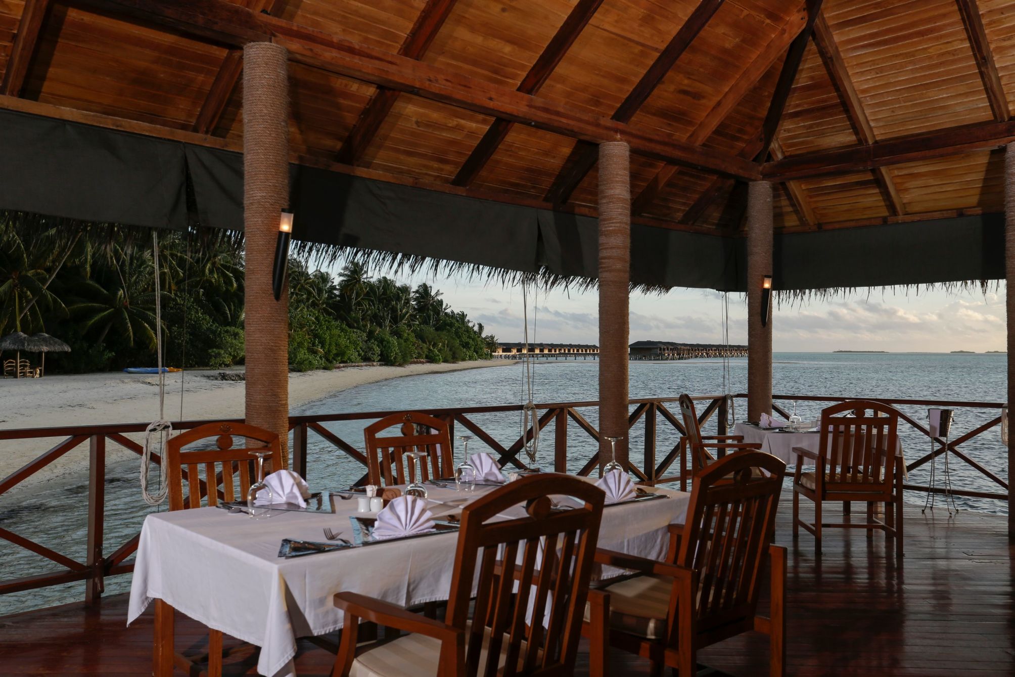 

Cagliari - Atollo di Meemu - Medhufushi Island Resort