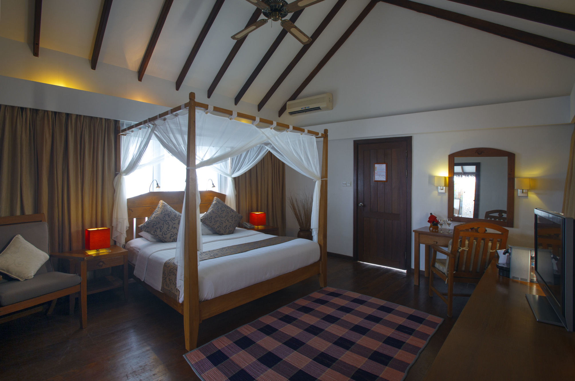 

Bologna - Medhufushi - Medhufushi Island Resort