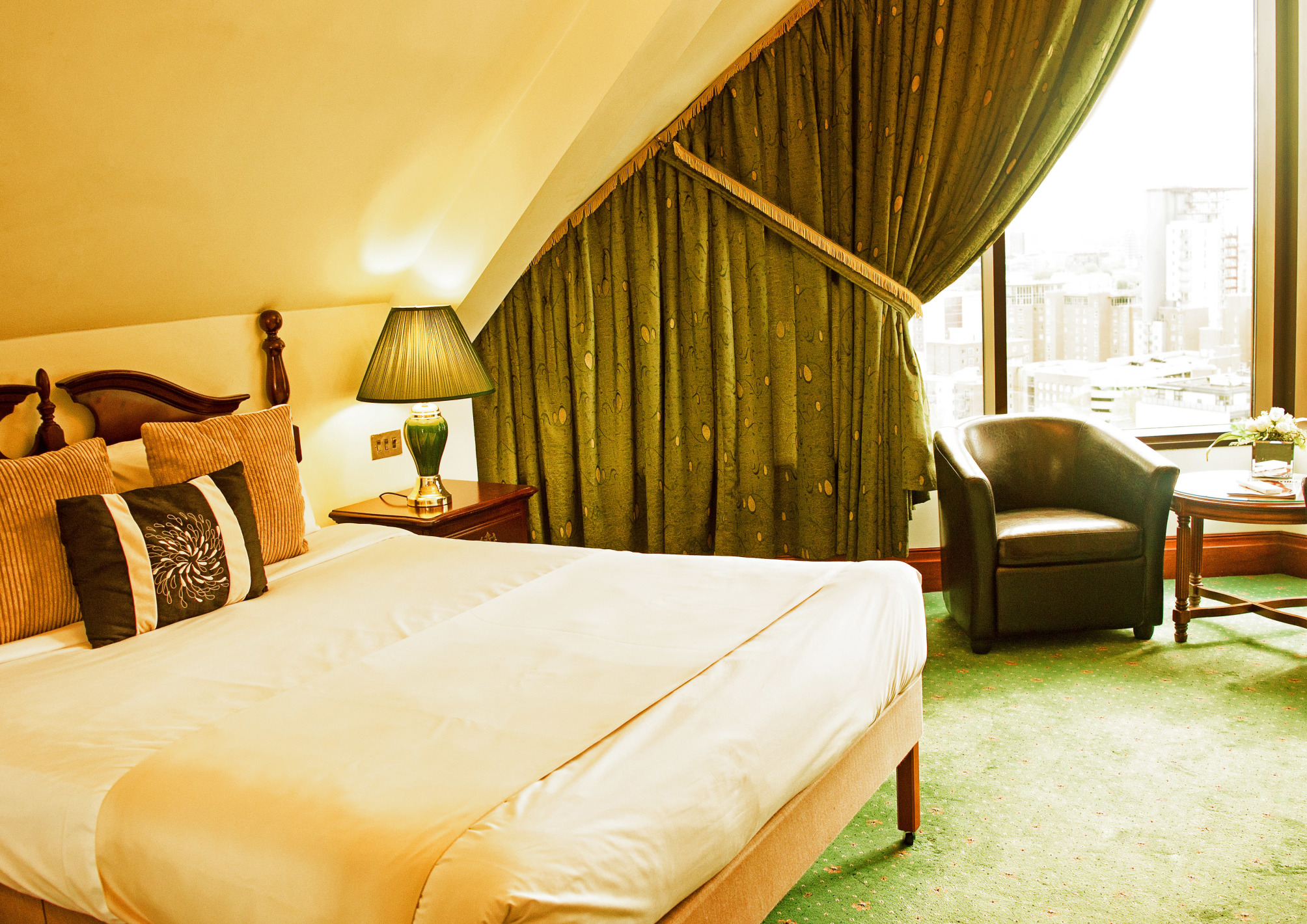

Pisa - Eltham - Britannia International Hotel Canary Wharf