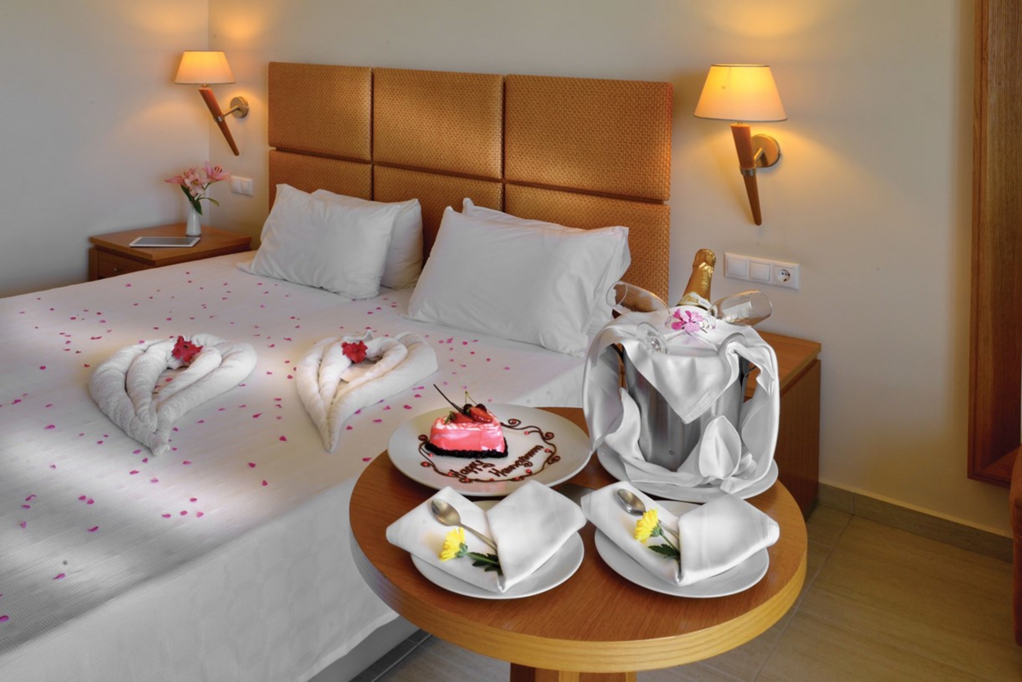 

Bologna - Sfakaki - Minos Hotel
