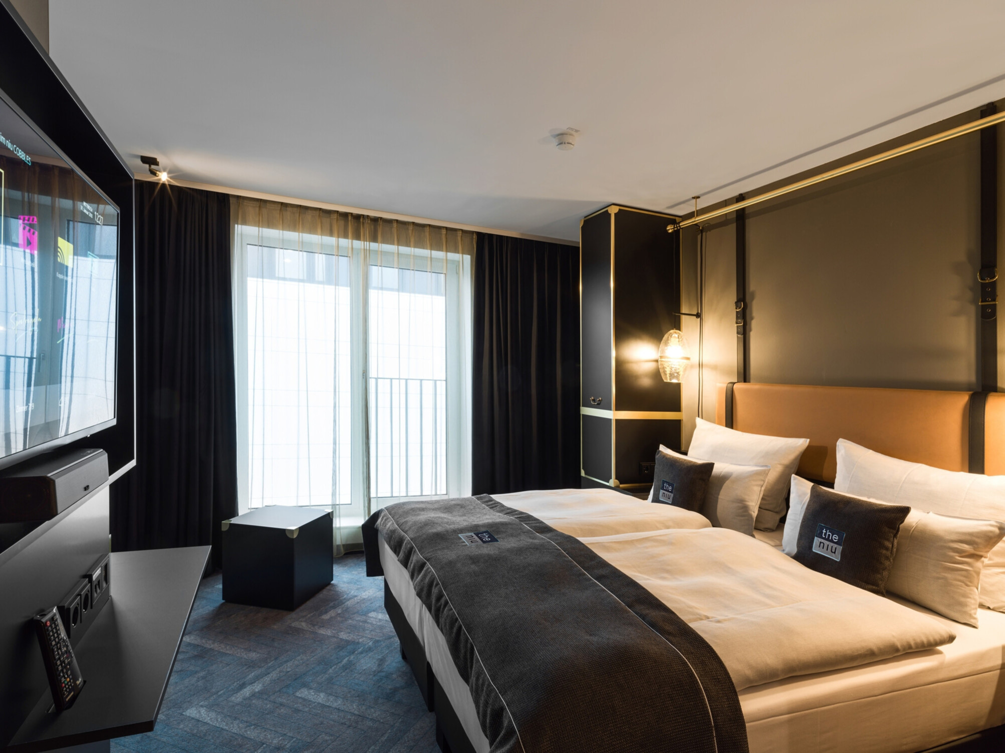 

Milano - Mülheim an der Ruhr - Holiday Inn - the niu, Cobbles Essen
