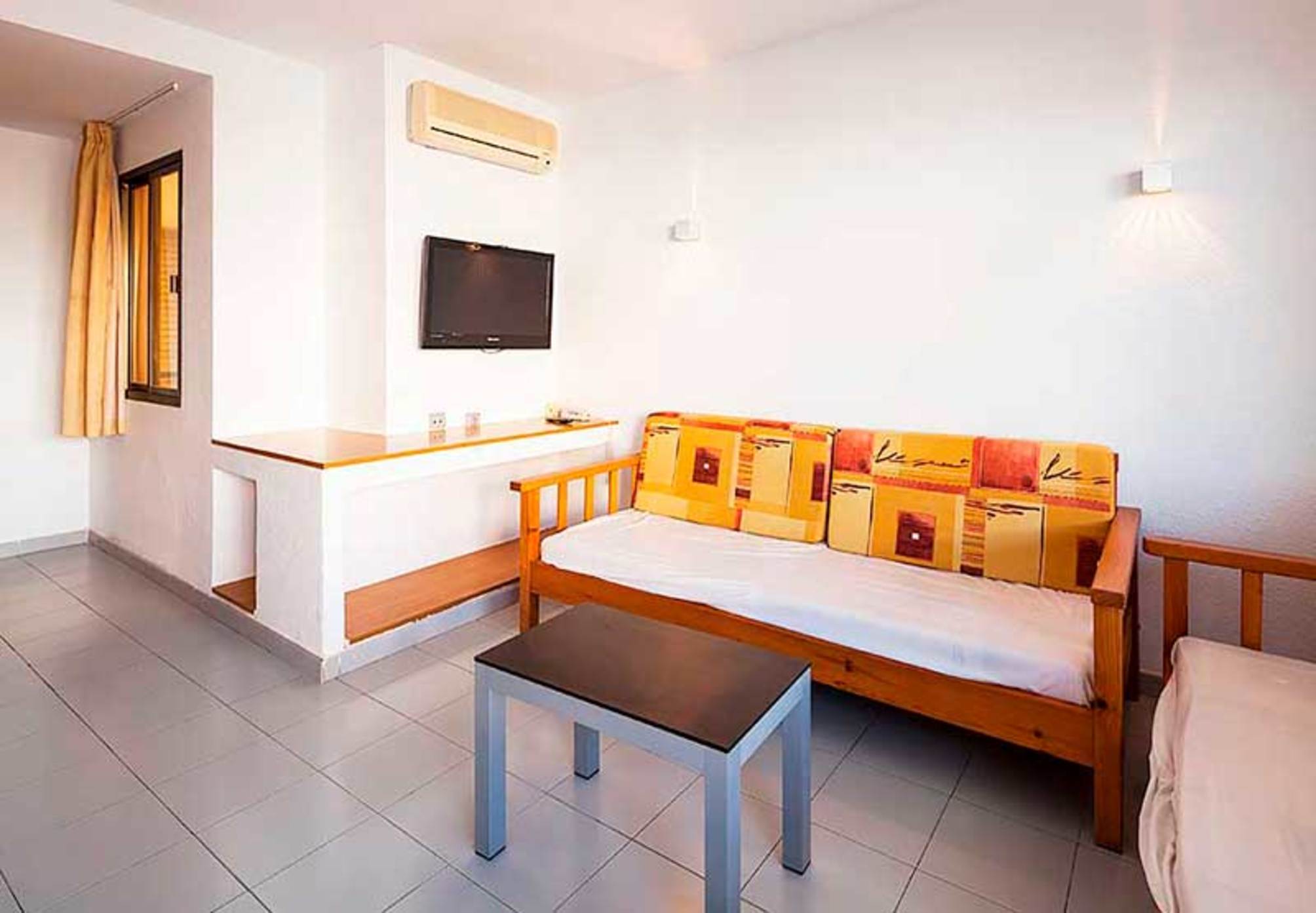 

Bologna - Ibiza città, Ibiza - Apartamentos Jet - Adults Only