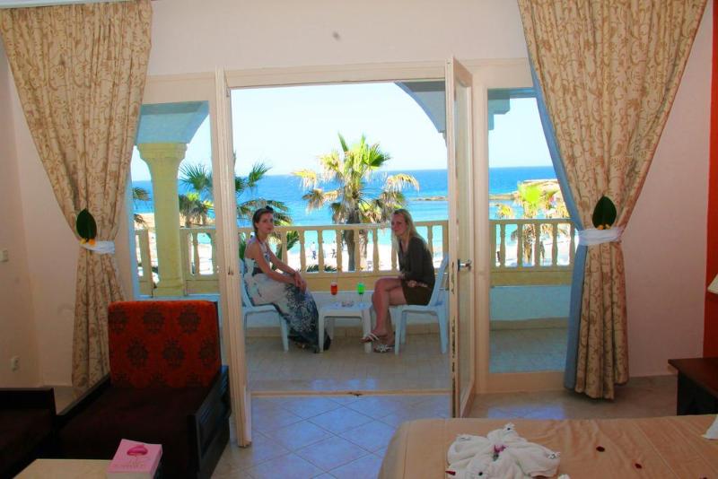 

Verona - Monastir - Delphin Ribat