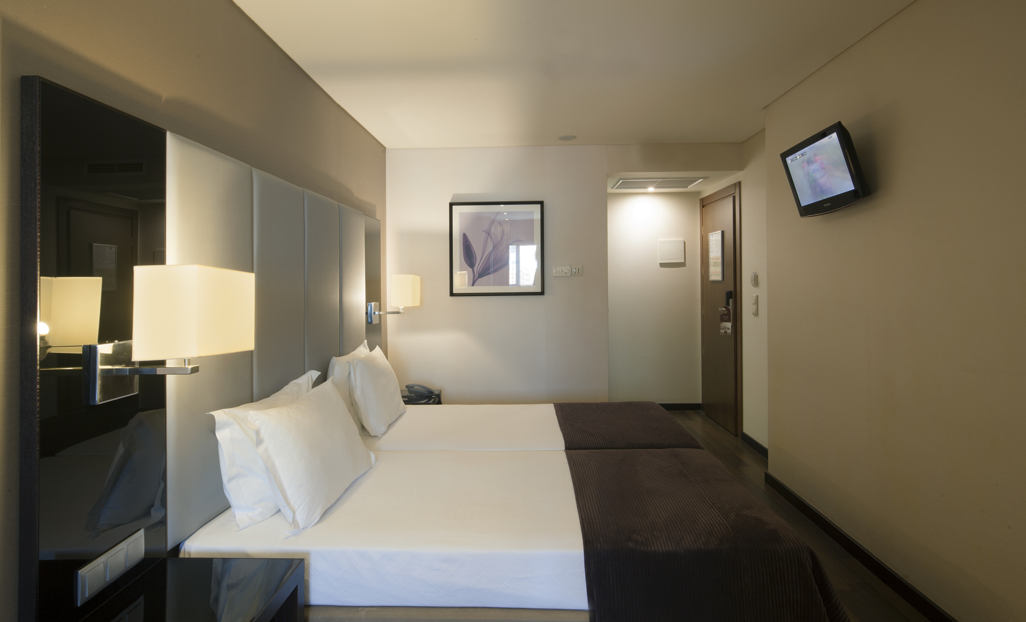 

Napoli - Lisbona - TURIM Luxe Hotel