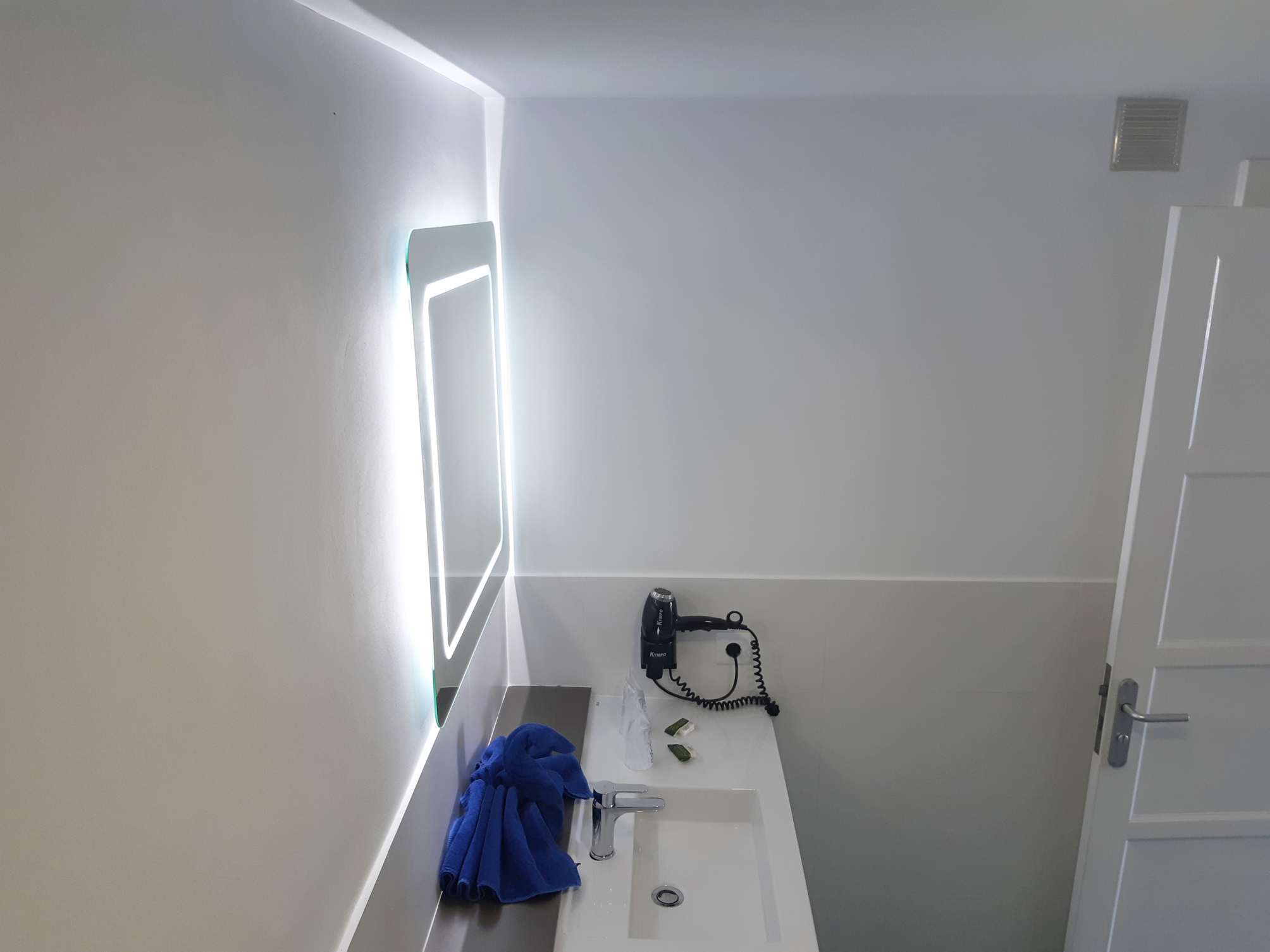 

Genova - Puerto del Carmen - Apartamentos LIVVO Morromar