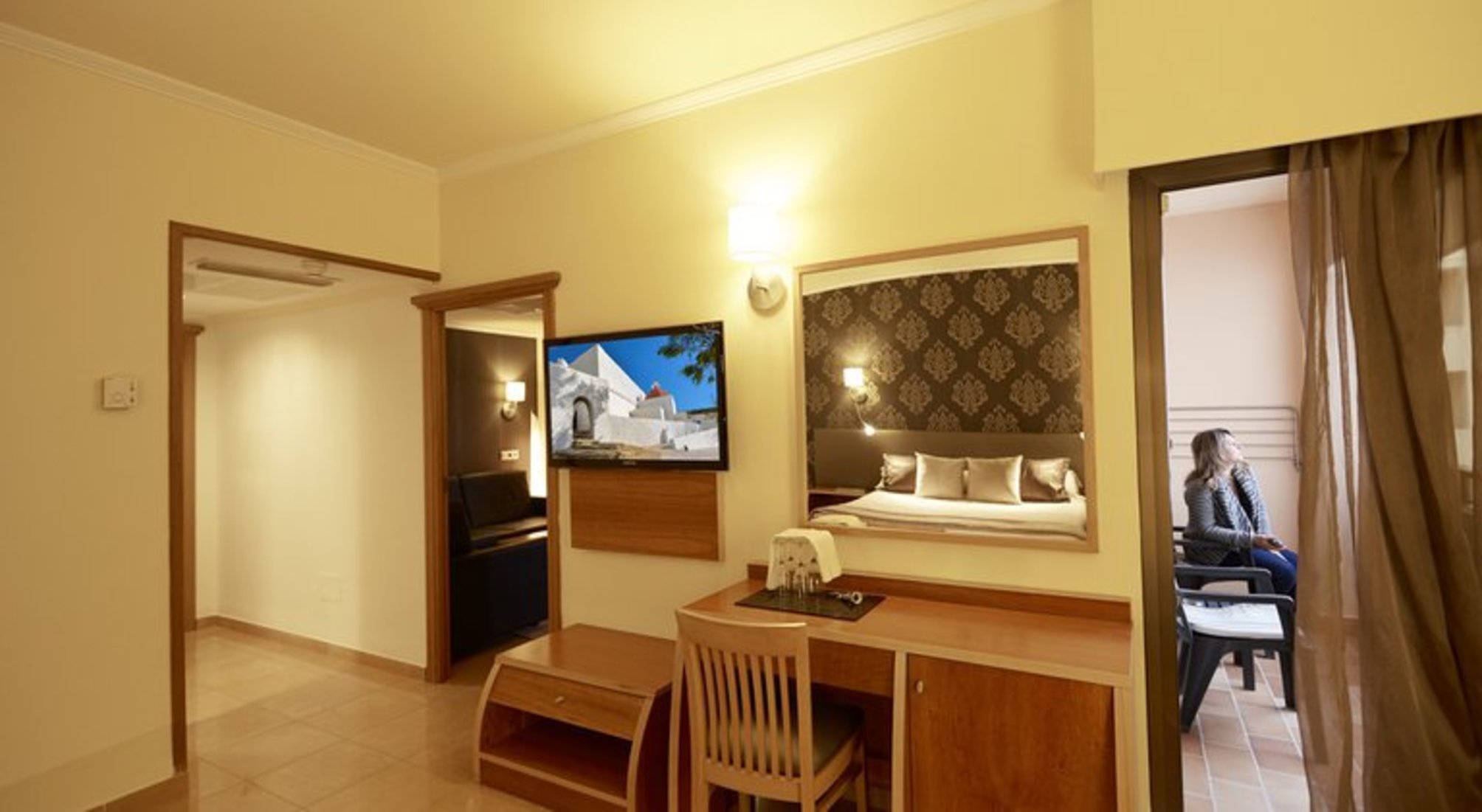 

Brindisi - Cala Llonga - Invisa Hotel La Cala