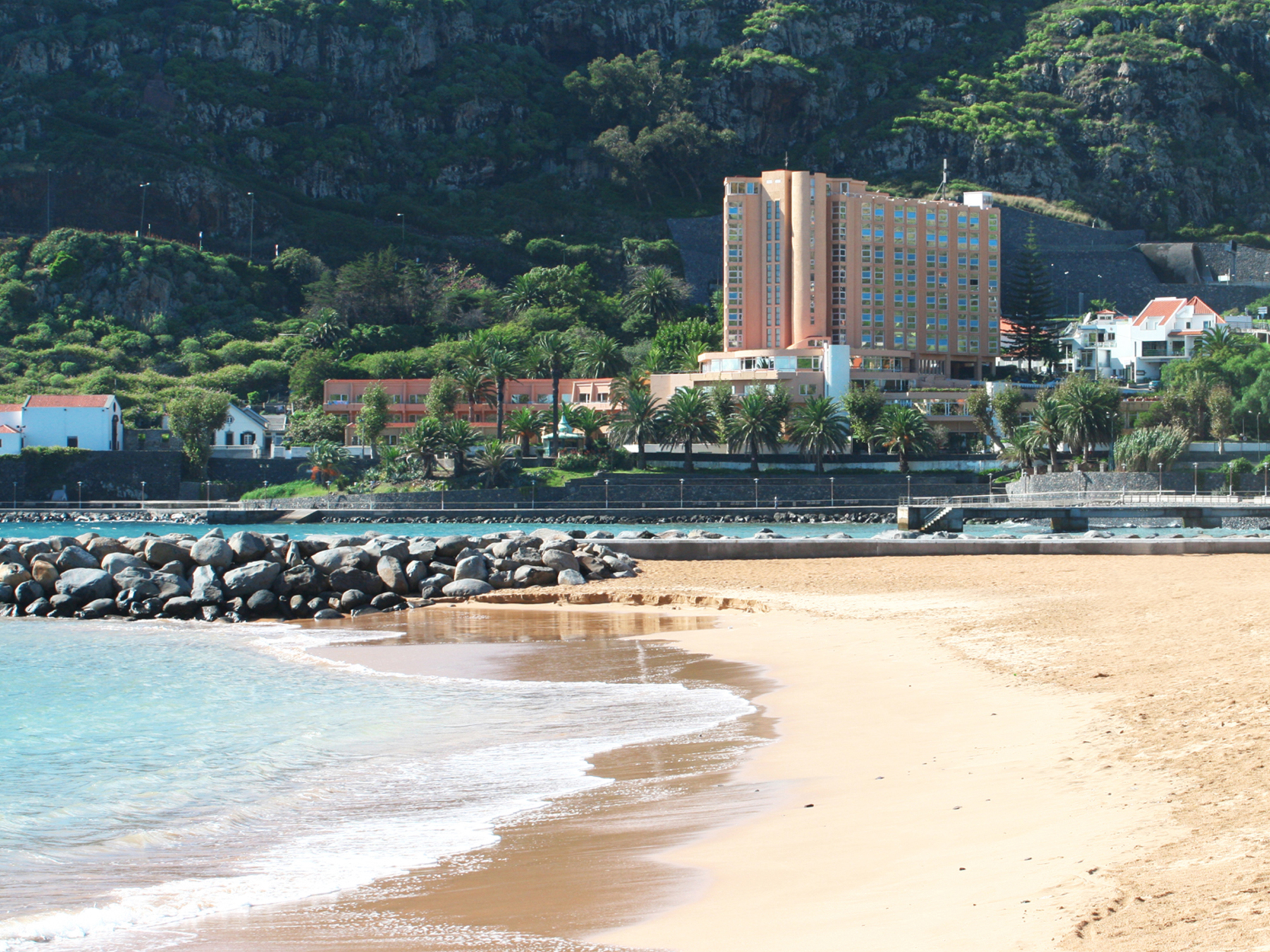 

Bari - Machico - Dom Pedro Madeira