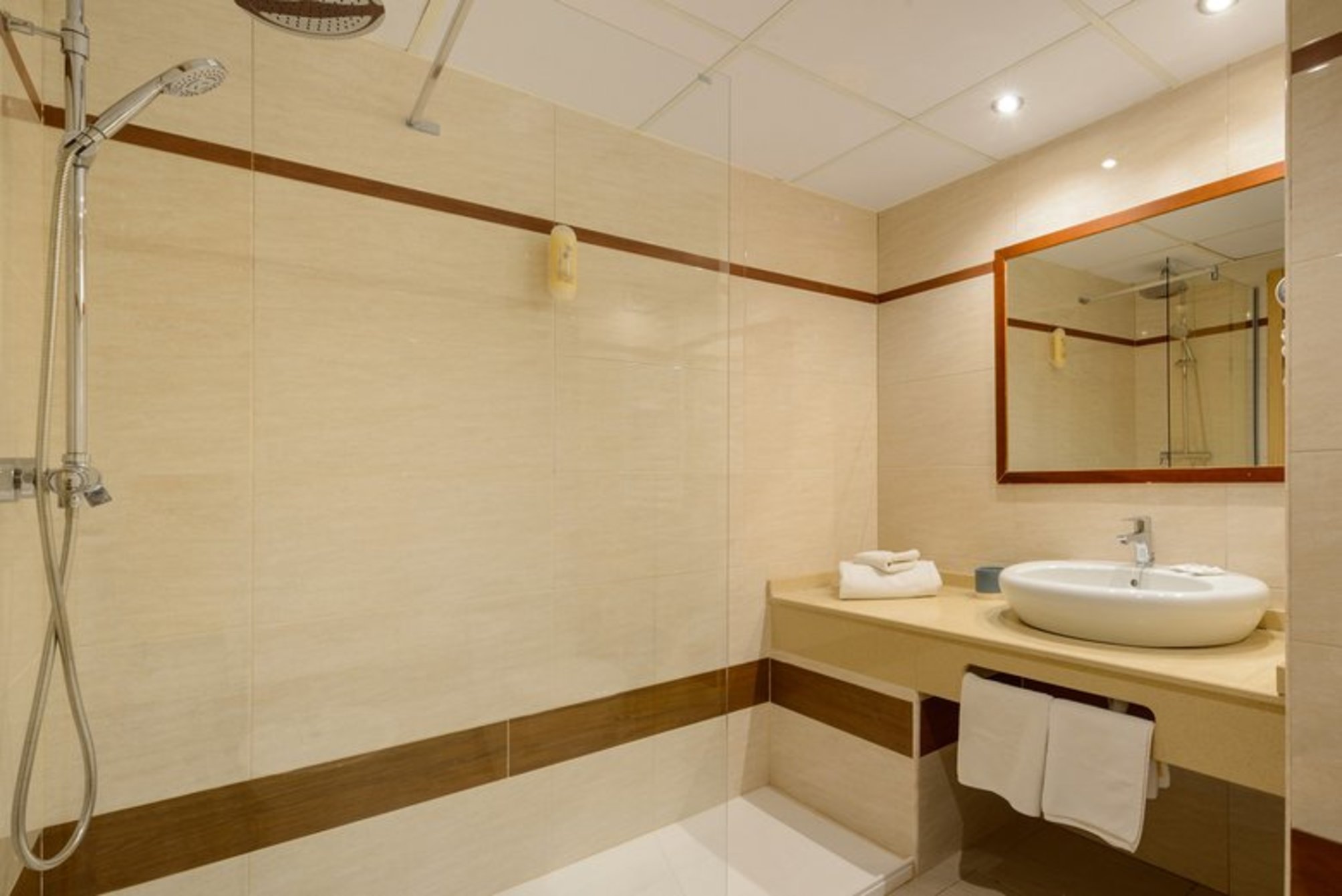 

Milano - San Antonio de Portmany, Ibiza - Hotel Vibra S'Estanyol