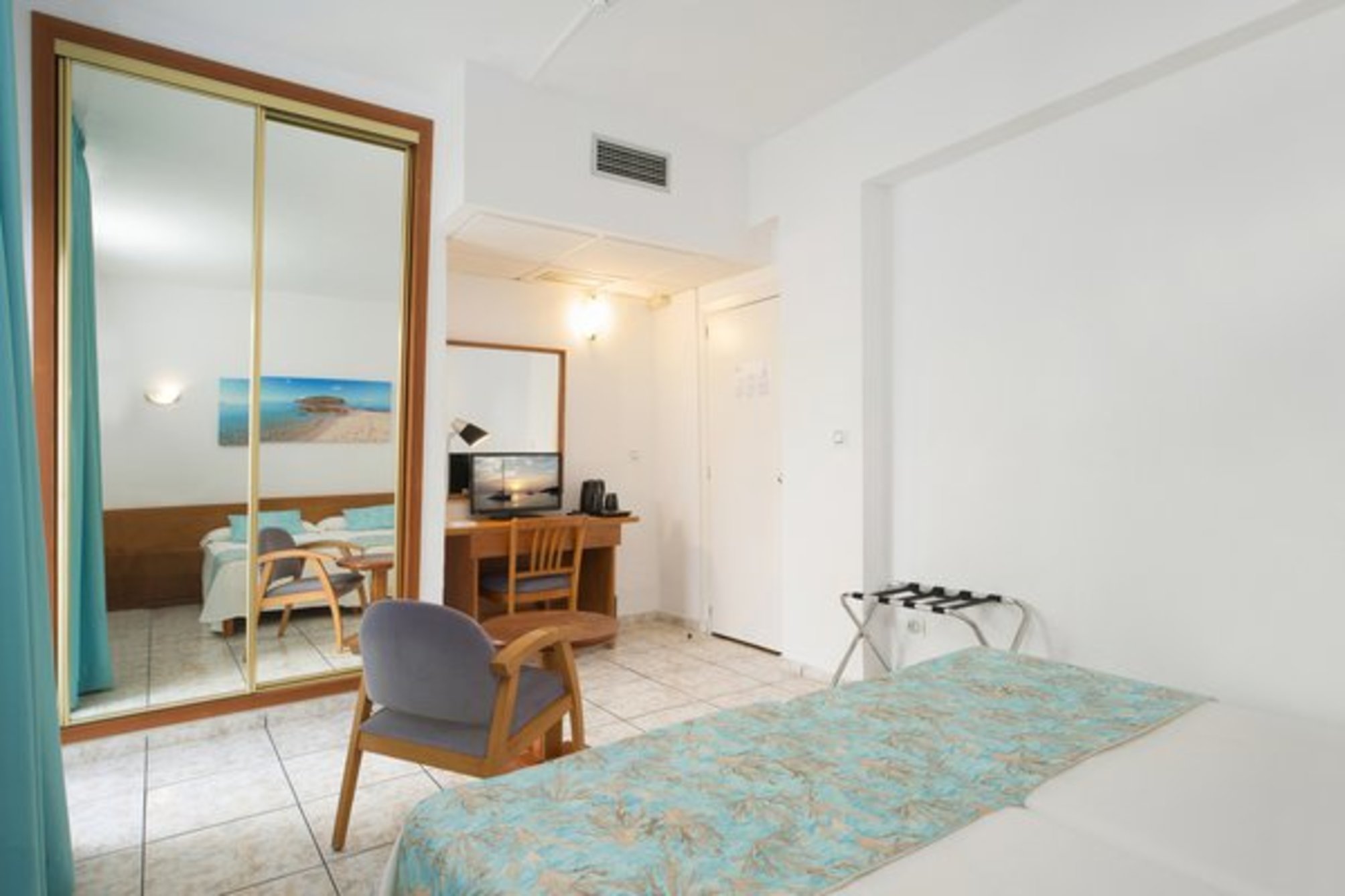 Twin room no balcony