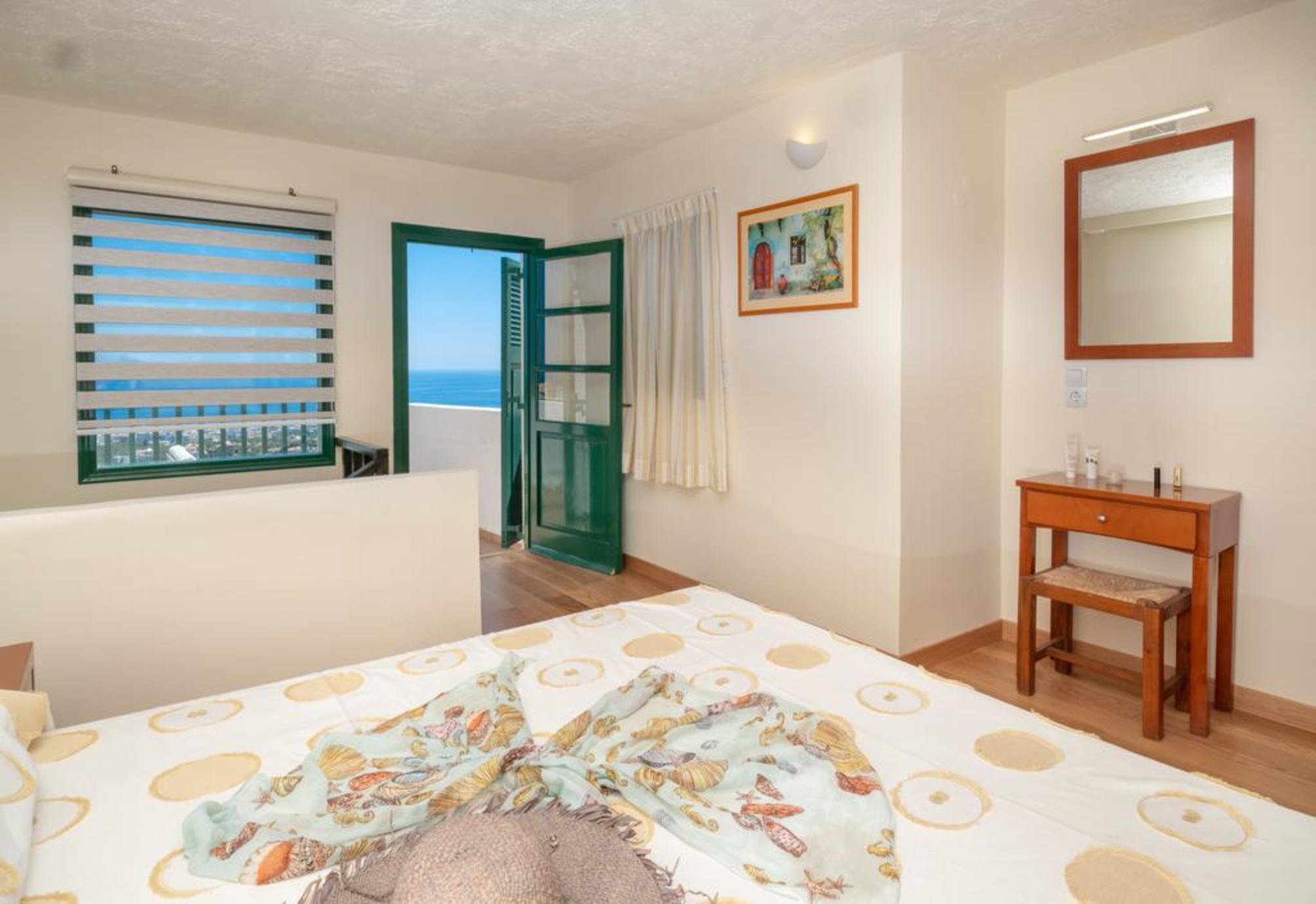

Roma - Malia - Amazones Village Suites