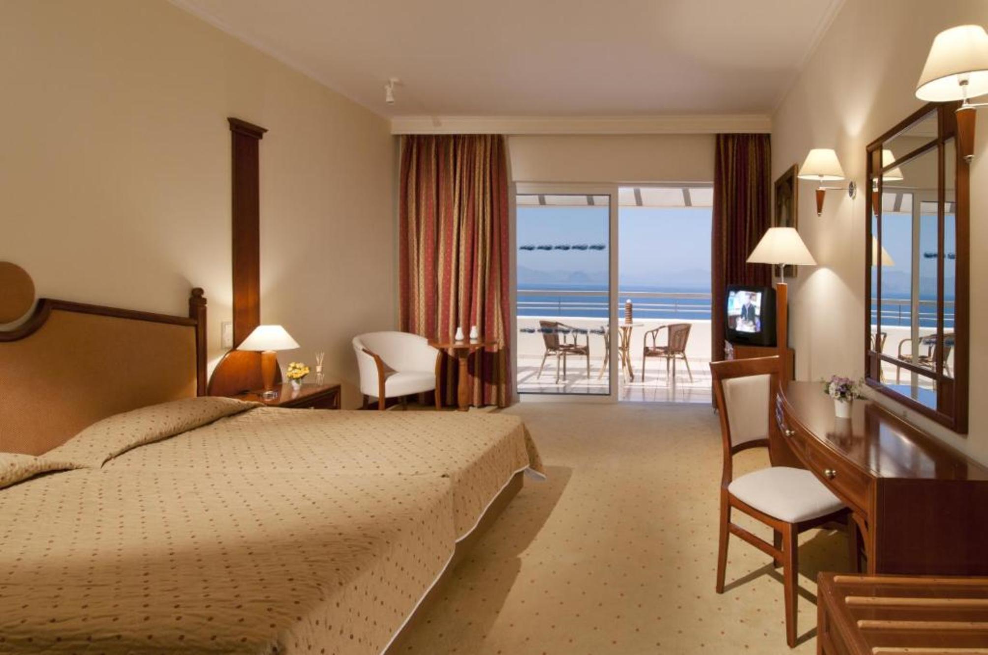 

Pisa - Agios Fokas - Kipriotis Panorama Hotel & Suites
