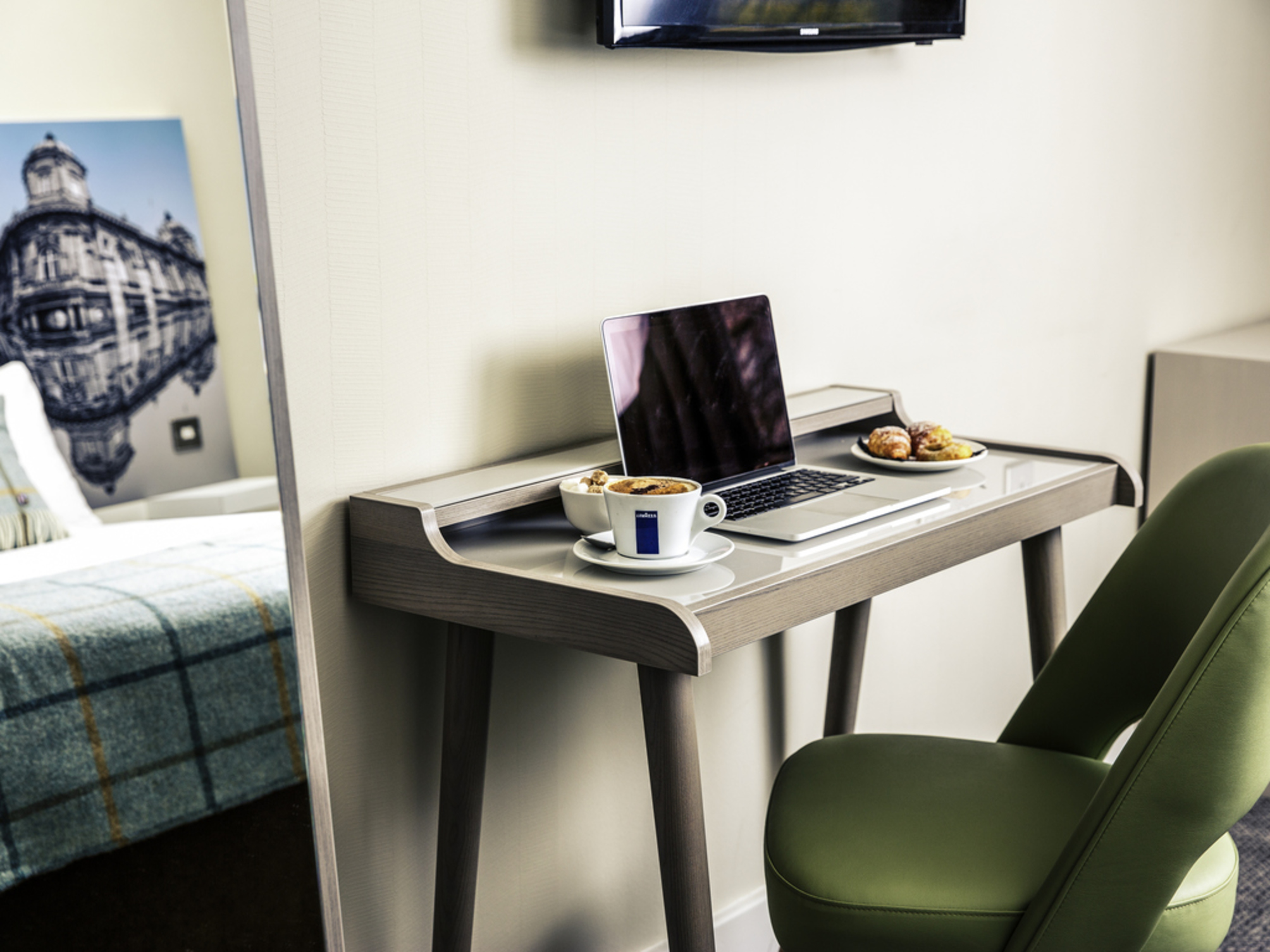 

Brindisi - Paris Orly - ibis Styles Sceaux Paris Sud