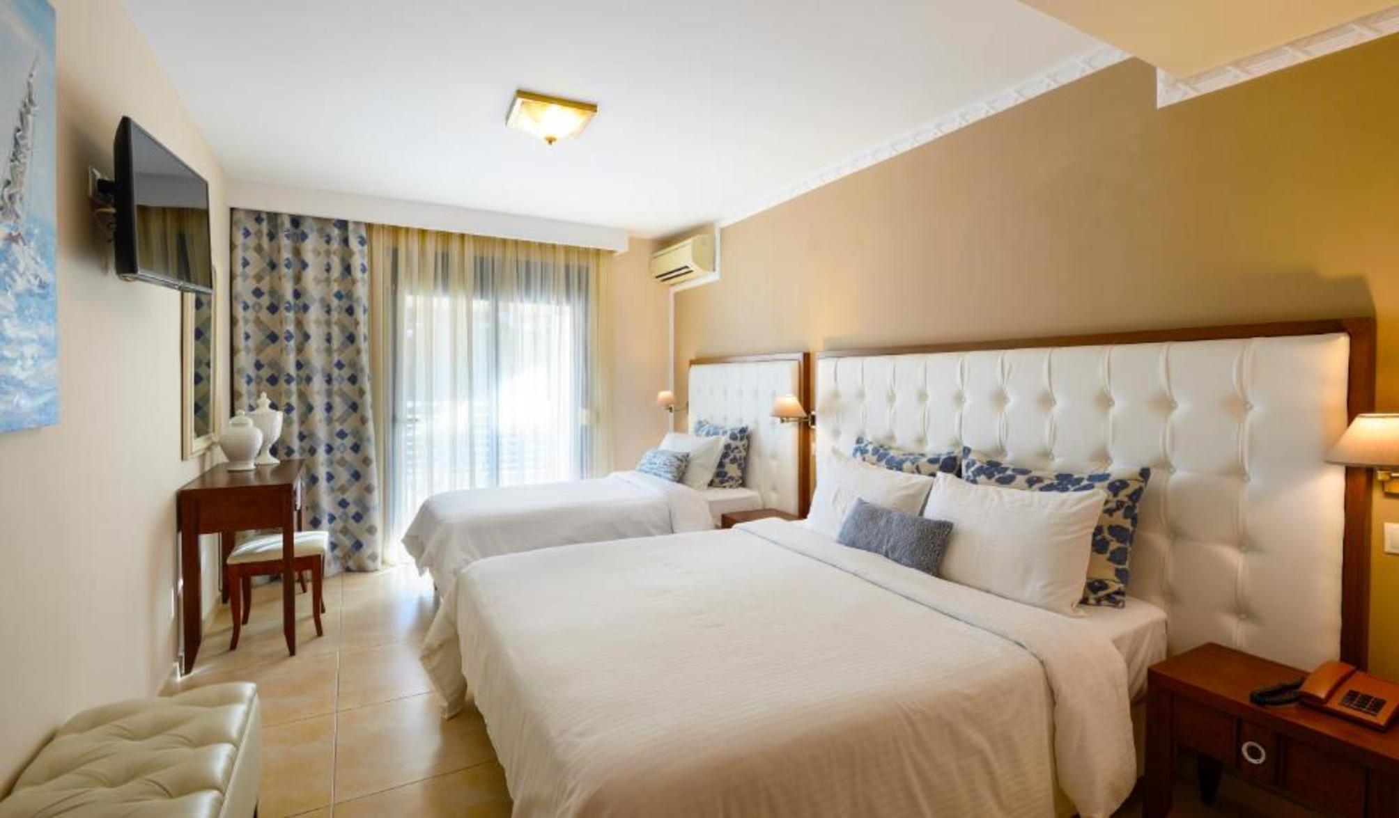 

Bologna - Nea Kalikratia - Secret Paradise Hotel & Spa