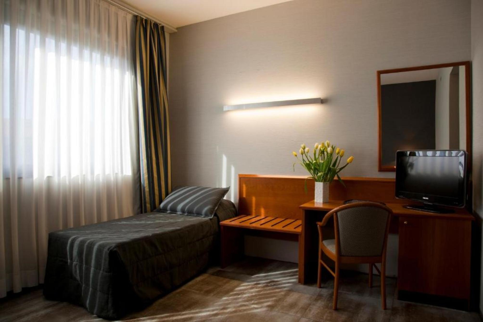 

Milano - Labaro - Hotel Zone