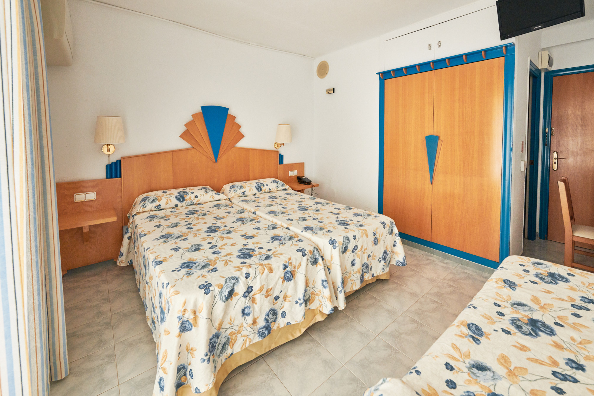 

Roma - Lloret de Mar - Checkin Blanes Hotel