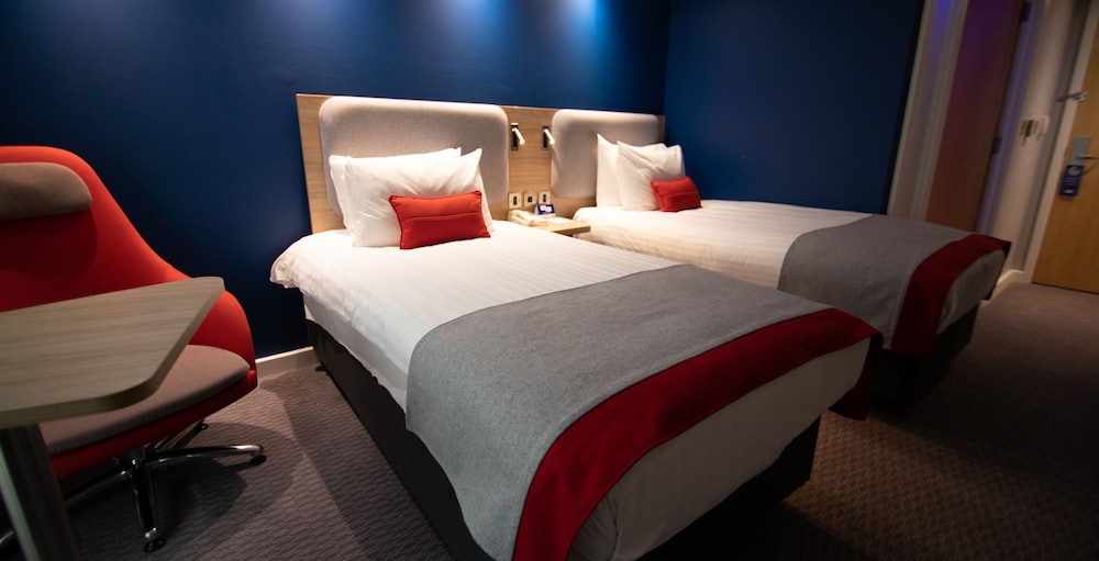 

Genova - Stansted - Holiday Inn Express London - Stansted Airport