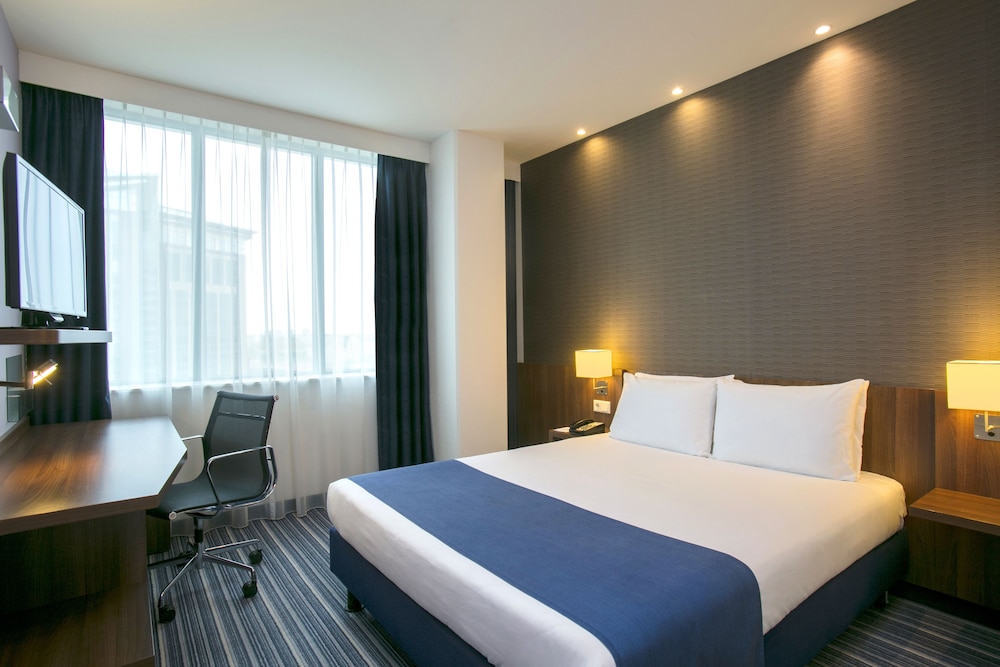 

Roma - Zaandam - Holiday Inn Express Amsterdam - Sloterdijk Station