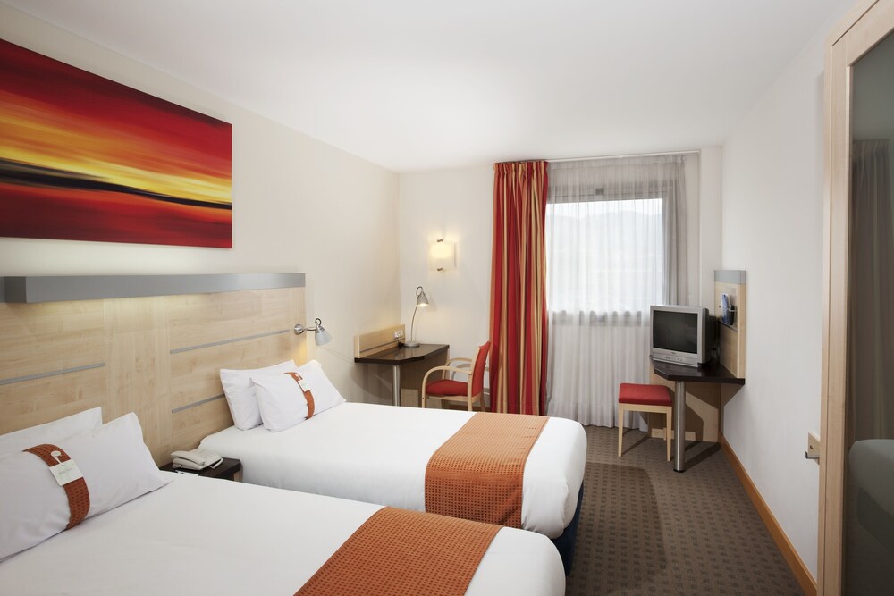 

Torino - Sant Joan Despi - Holiday Inn Express BARCELONA - MOLINS DE REI