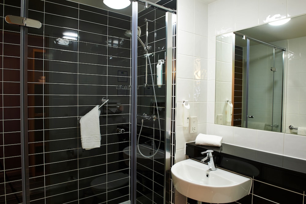 

Roma - Manchester Airport - Holiday Inn Express Manchester Airport