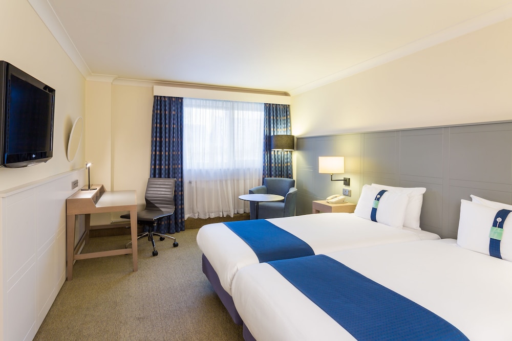 

Pisa - Cambridge, Cambridgeshire - Holiday Inn Cambridge