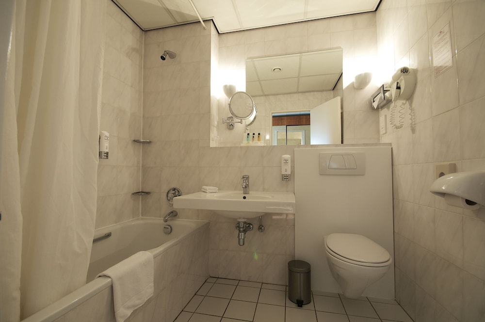 

Pisa - Anversa - Crowne Plaza Antwerp