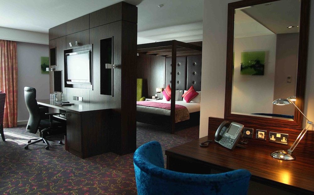

Roma - Lucan - Crowne Plaza Dublin - Blanchardstown