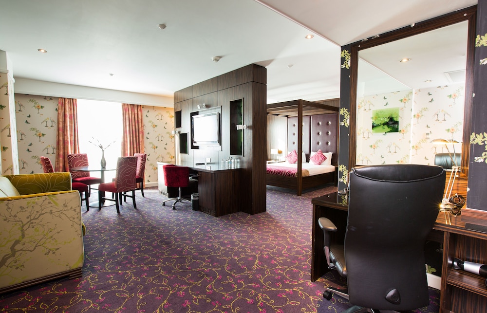 

Venezia - Lucan - Crowne Plaza DUBLIN - BLANCHARDSTOWN