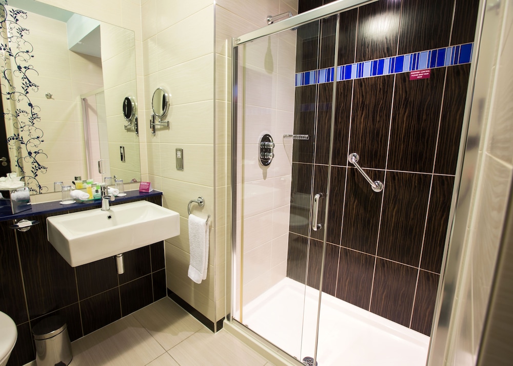 

Roma - Lucan - Crowne Plaza Dublin - Blanchardstown
