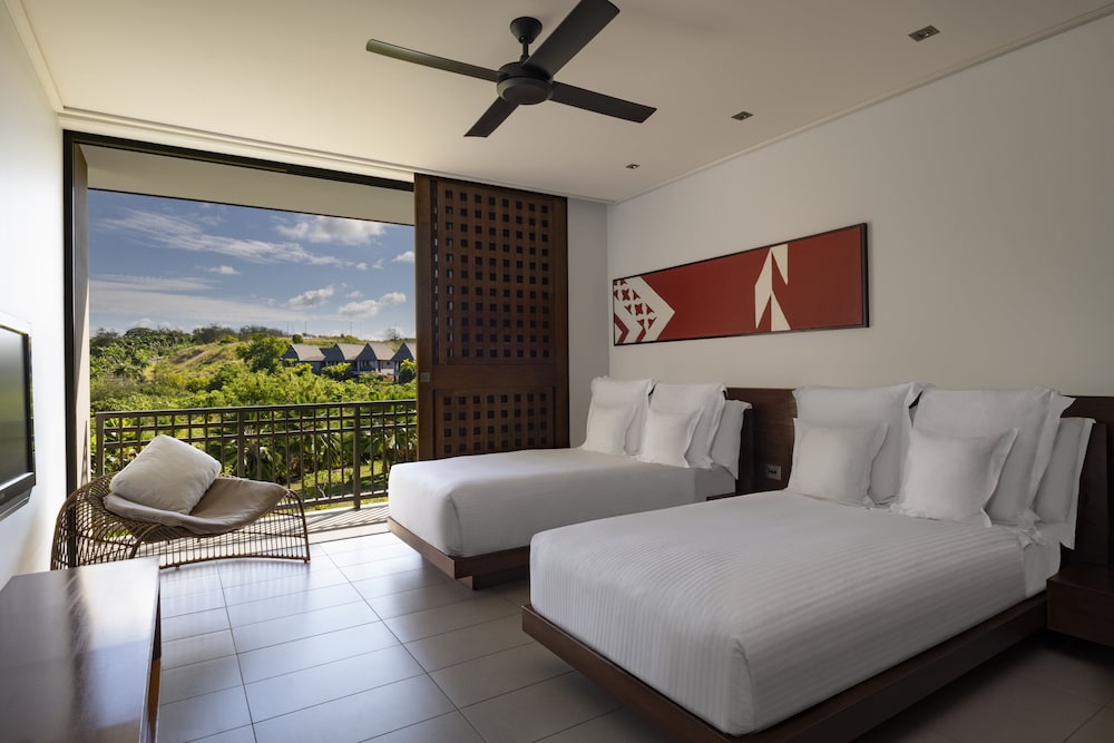 

Milano - Natadola - InterContinental Hotels Fiji Golf Resort & Spa