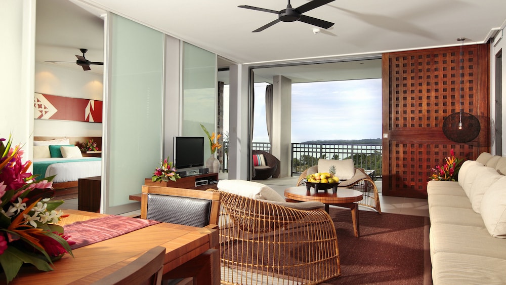 

Bologna - Natadola - InterContinental Hotels Fiji Golf Resort & Spa