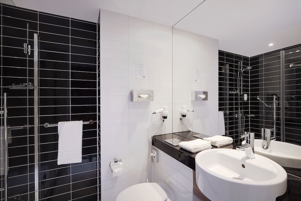 

Ancona - Brema - Holiday Inn Express Bremen Airport