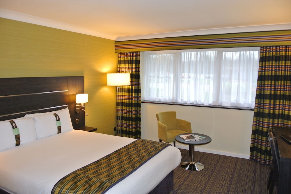 

Roma - Crawley - Holiday Inn London Gatwick - Worth