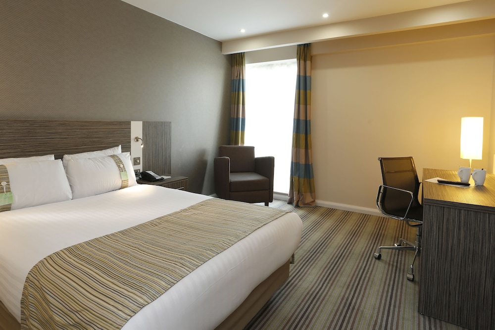 

Pisa - Southend-On-Sea - Holiday Inn Southend
