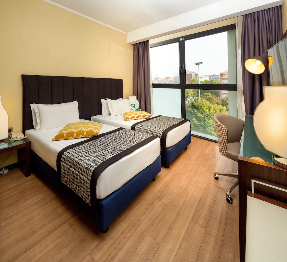 

Roma - Rivoli - Holiday Inn Turin - Corso Francia