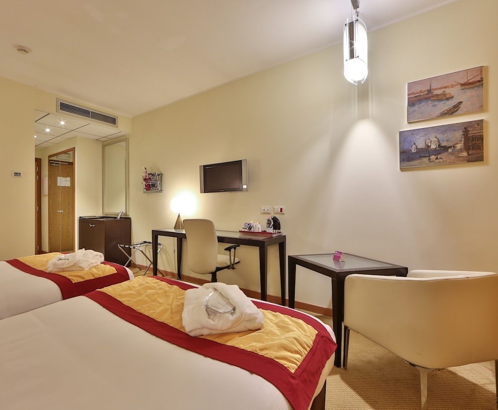 

Catania - Padova - Crowne Plaza PADOVA