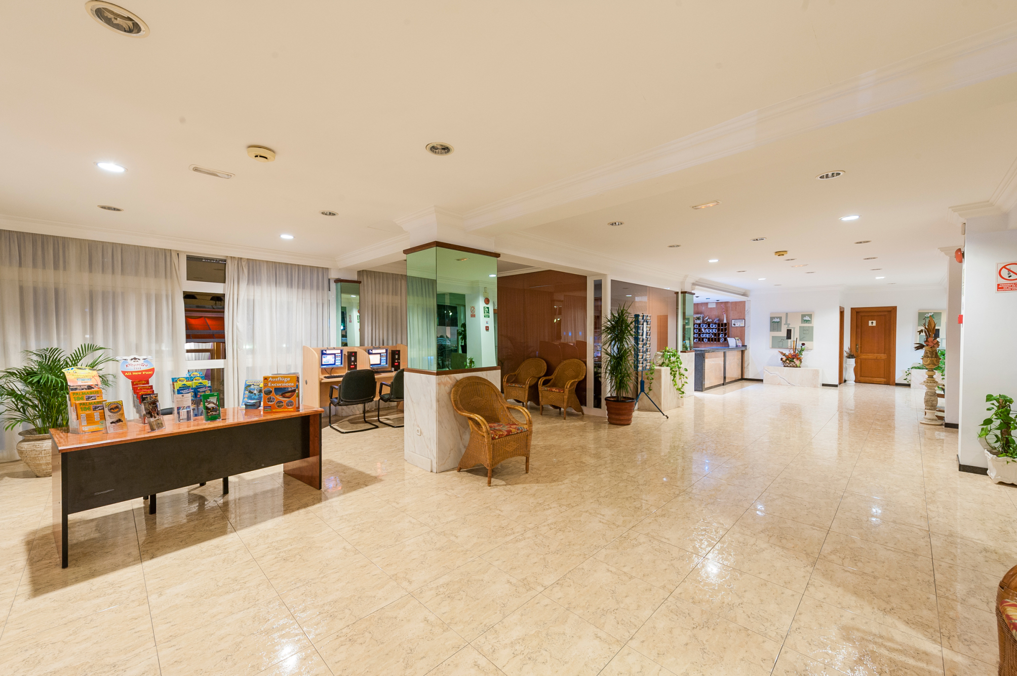 

Cagliari - Alcudia - Aparthotel Africamar