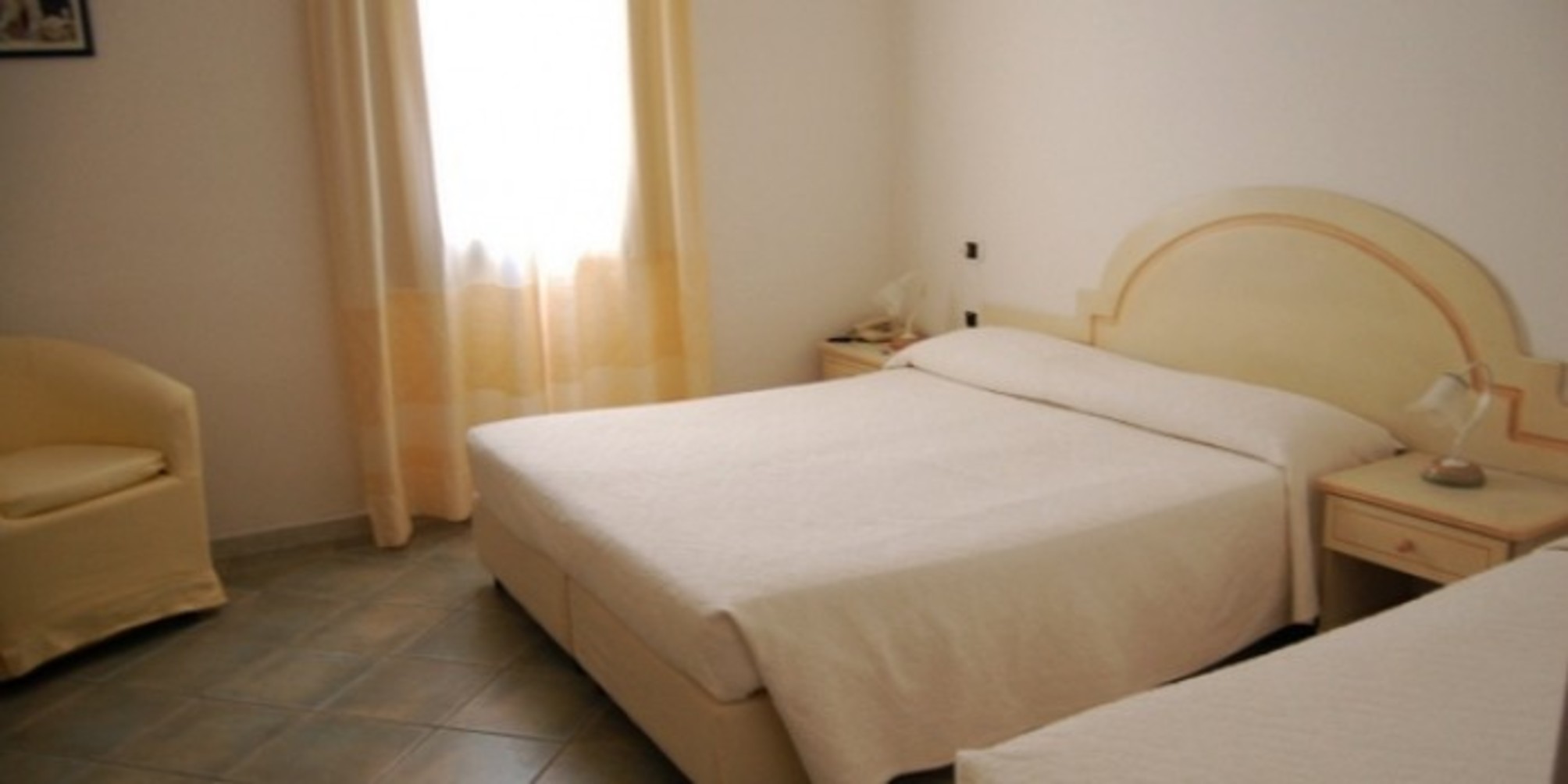 

Napoli - Olbia - Hotel Cavour