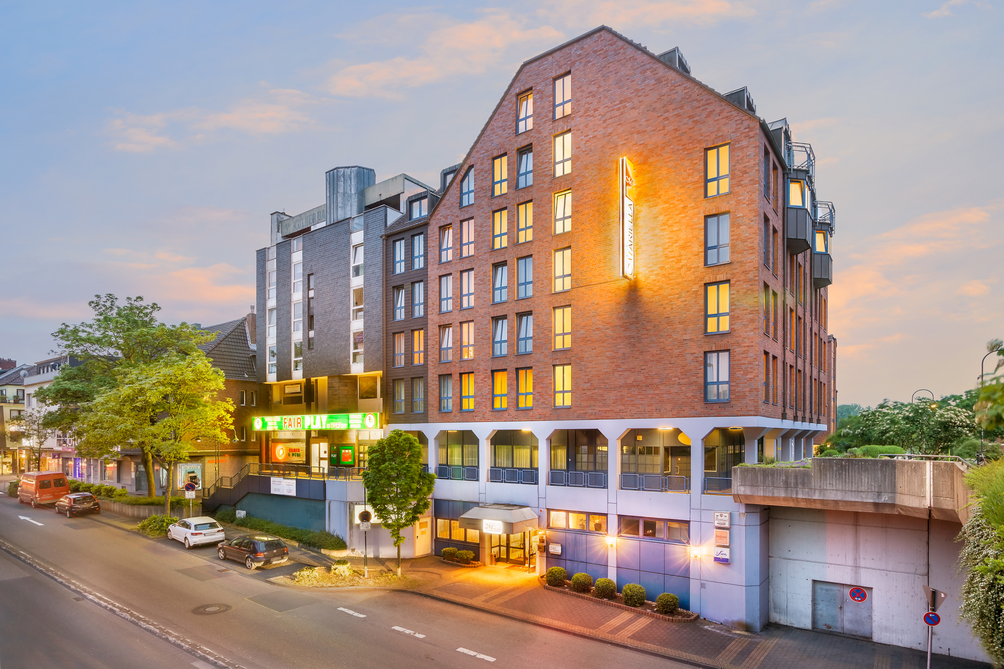 

Milano - Colonia - Hotel Mariella