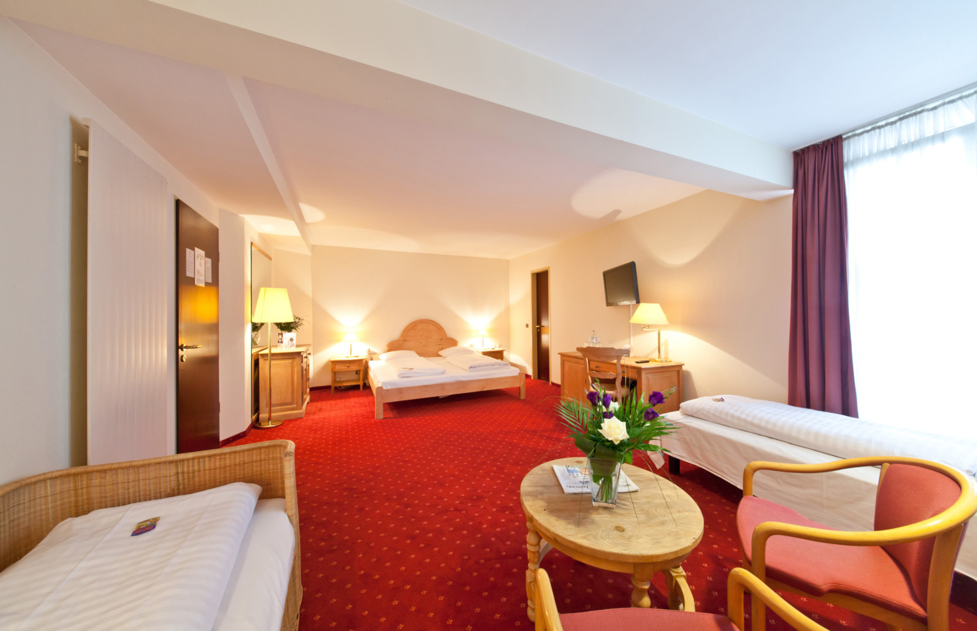 

Bologna - Dusseldorf - Novum Hotel Madison Dusseldorf