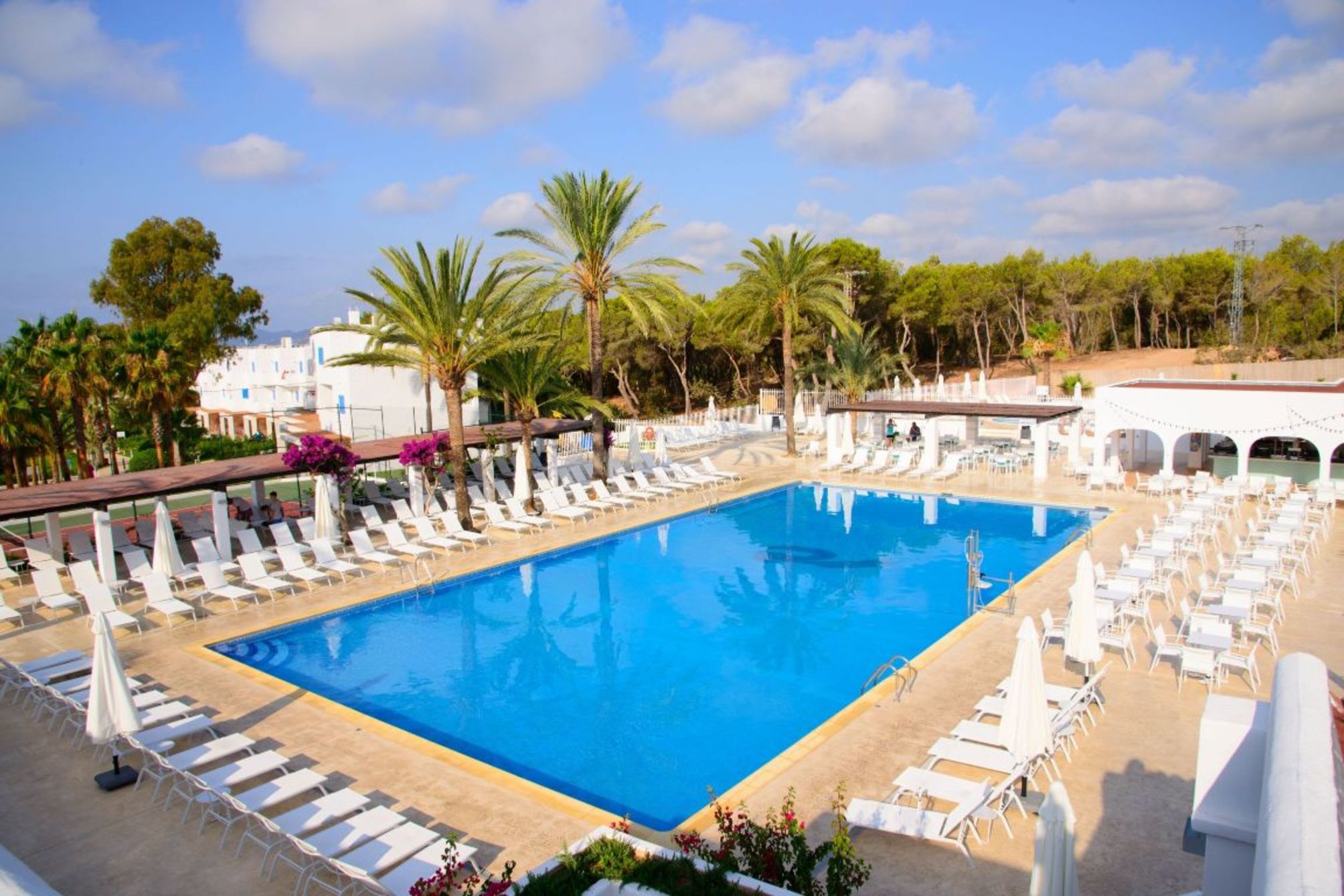 

Palermo - Santa Eulalia del Río - Cala Llenya Resort Ibiza