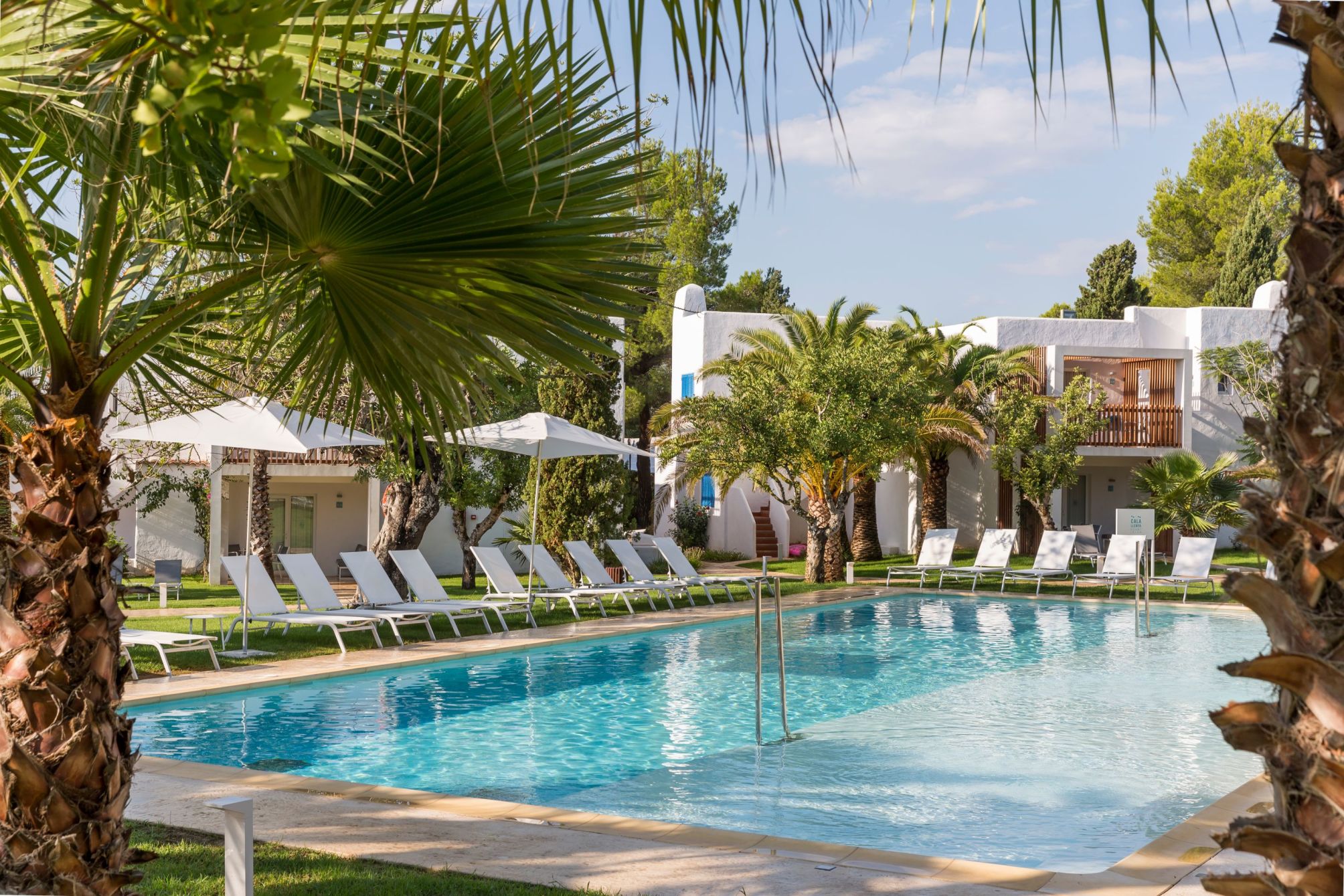 

Bologna - Santa Eulalia del Río - Cala Llenya Resort Ibiza