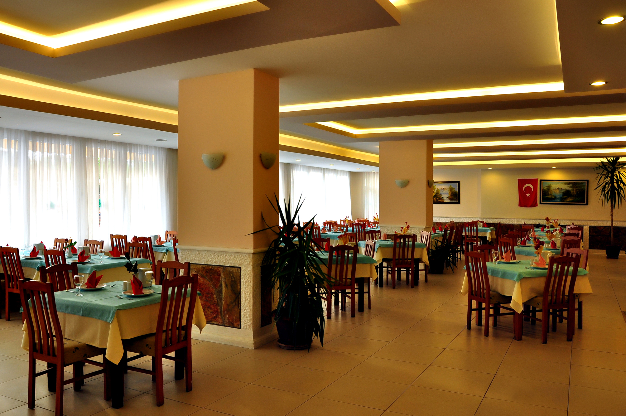 

Venezia - Side - Cinar Family Suite Hotel