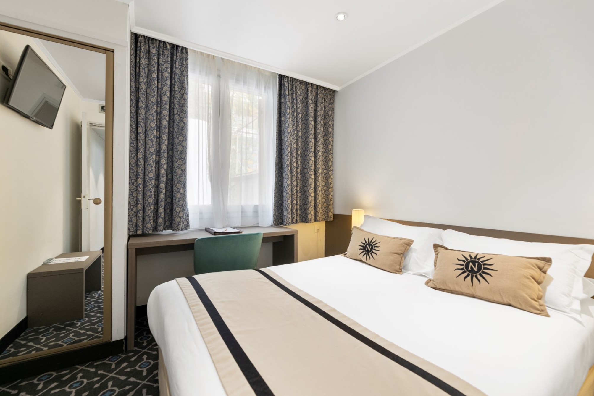 

Venezia - Ajaccio - Napoleon