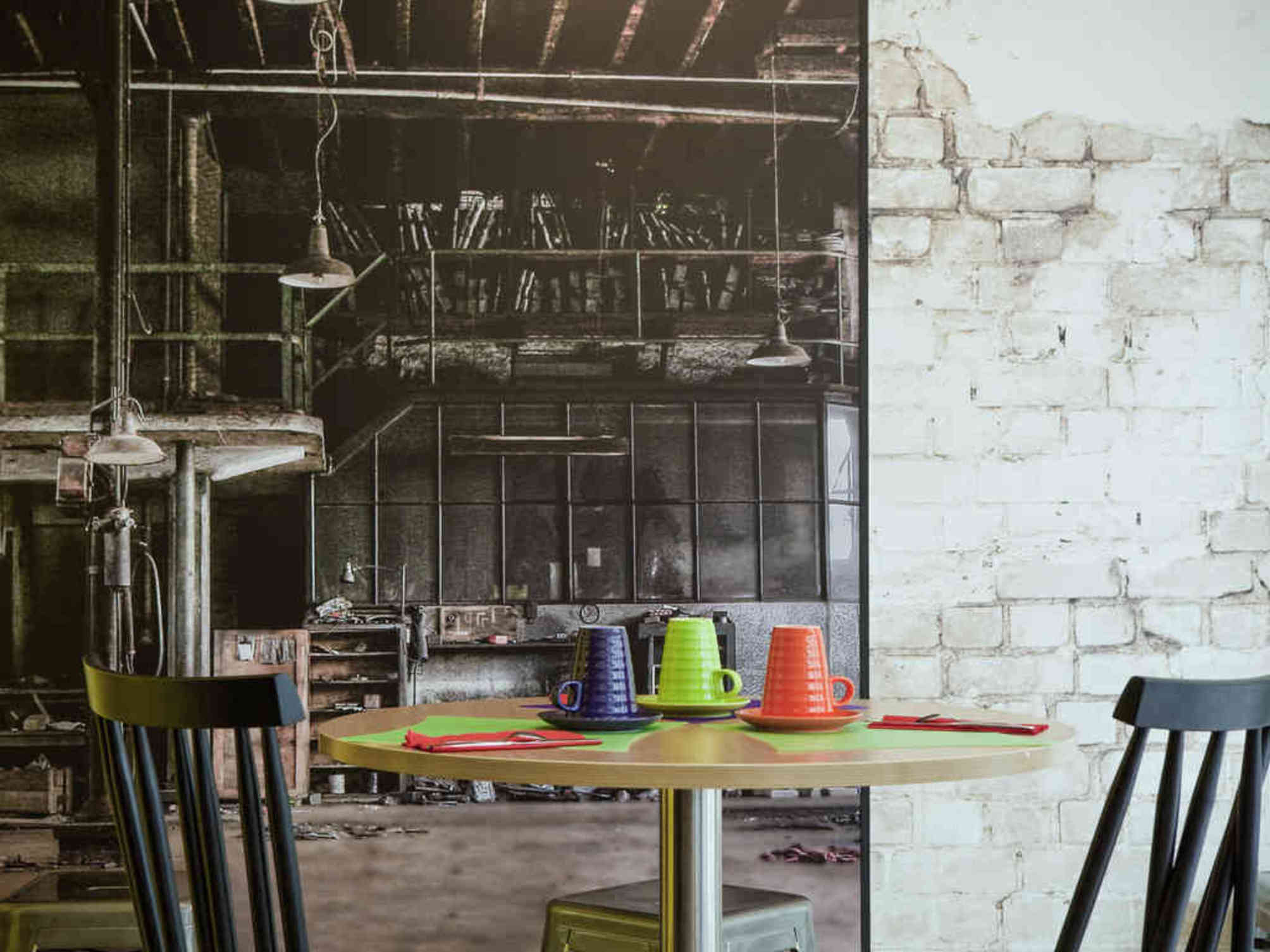 

Brindisi - Noisy-le-Grand - ibis Styles Paris Mairie de Montreuil