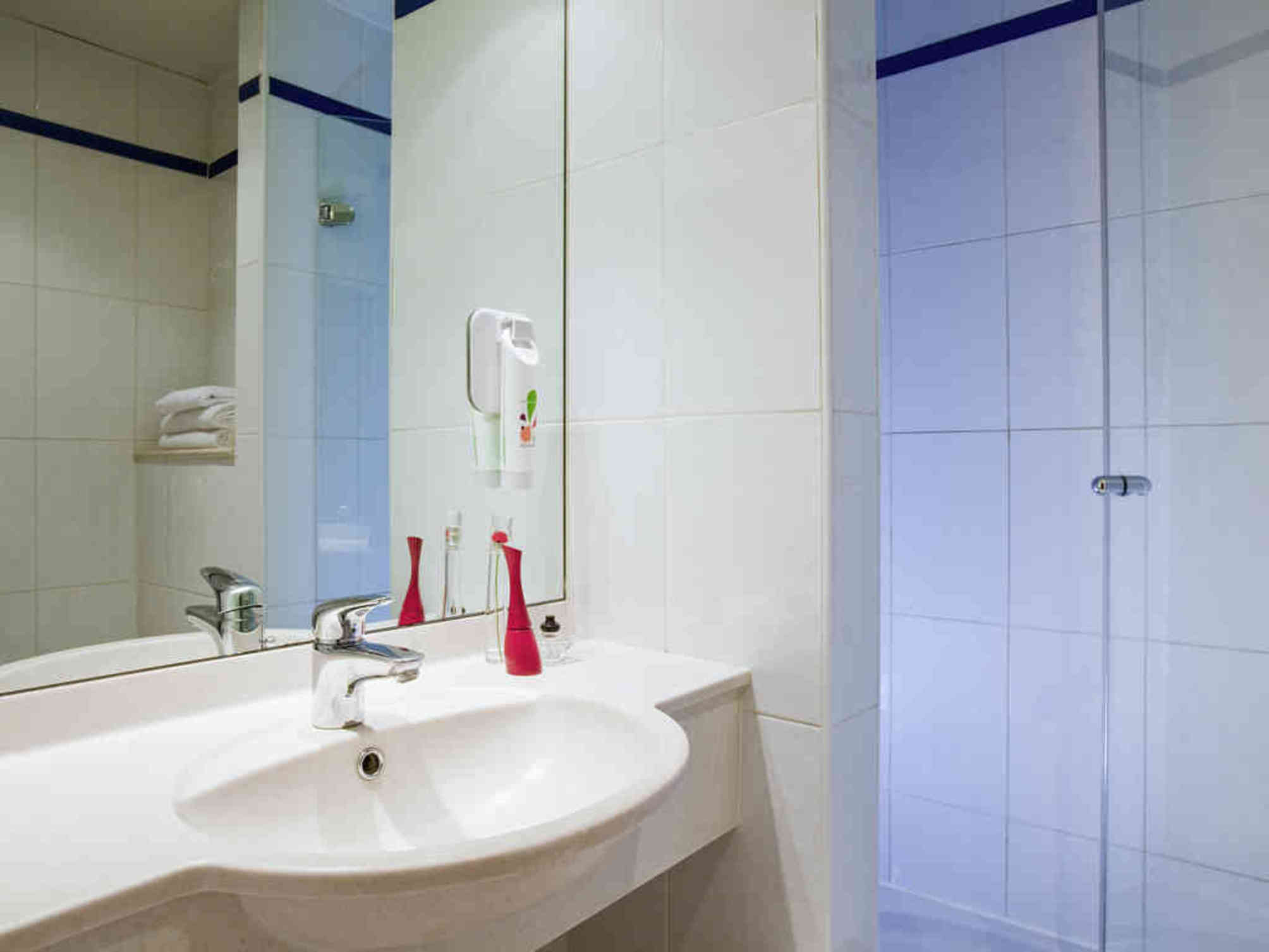 

Torino - Noisy-le-Grand - ibis Styles Paris Mairie de Montreuil