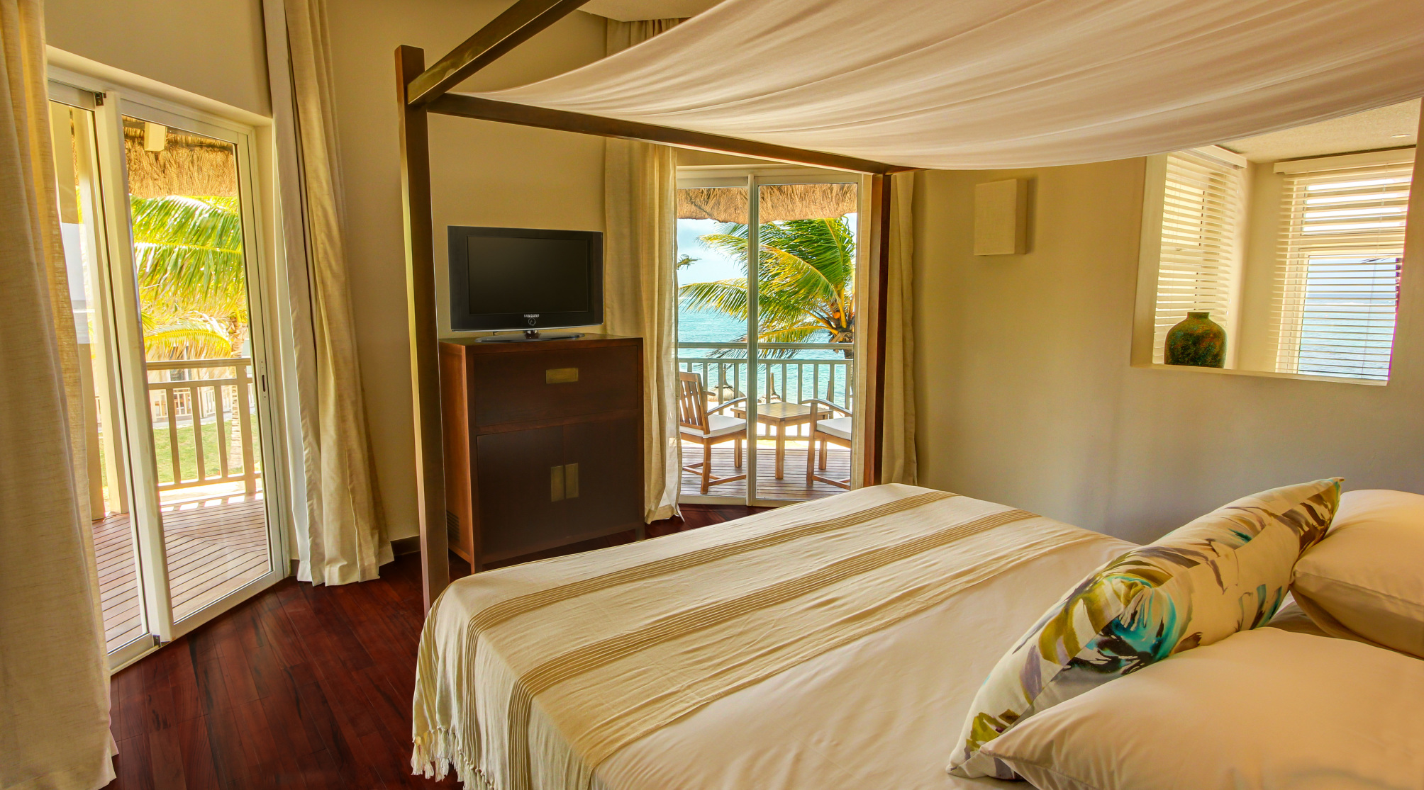 

Roma - Poste Lafayette - Solana Beach Mauritius - Adults Only
