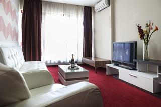 

Roma - Belgrado - Hotel City Code Vizura garni RENEW