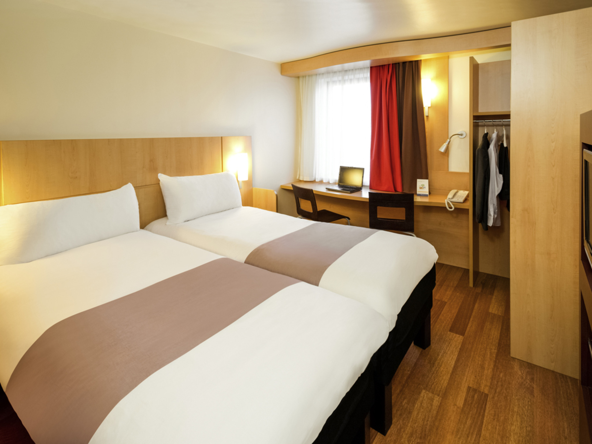 

Cagliari - Bruxelles - ibis Hotel Brussels Airport