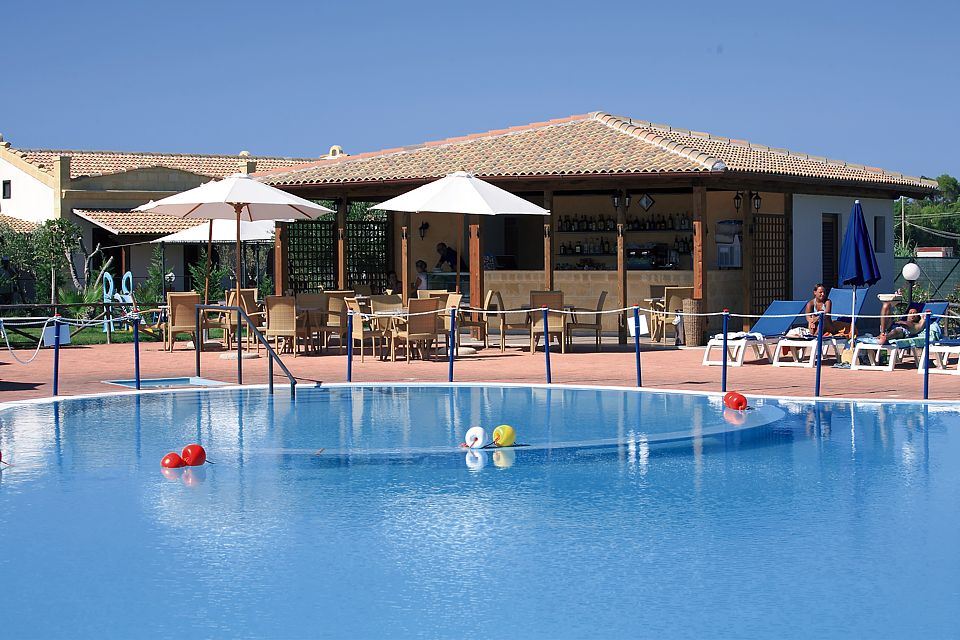 

Palermo - Cefalù - Dolcestate Village